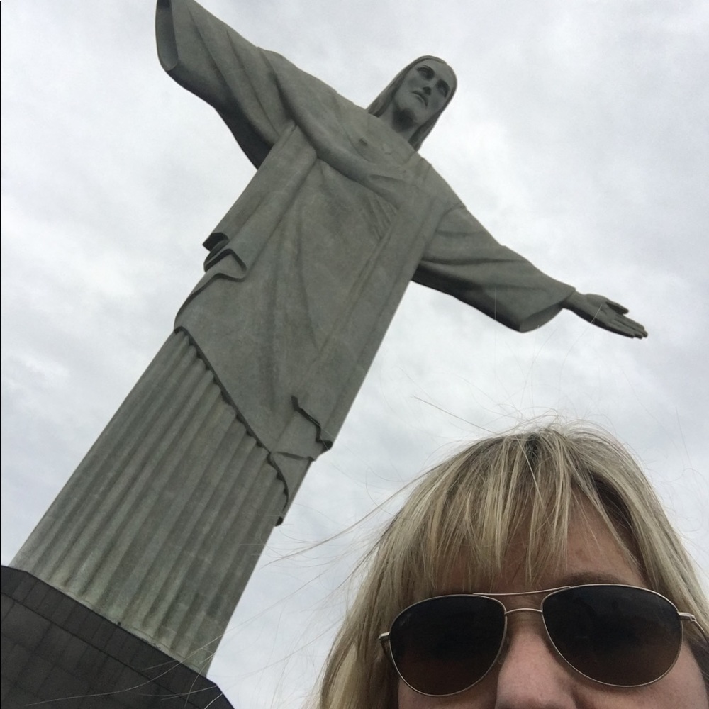 Meet your Posher, Leslie